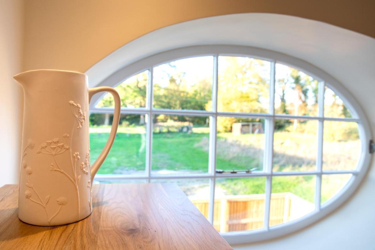 Rollestone Coach House Villa Shrewton Exterior photo